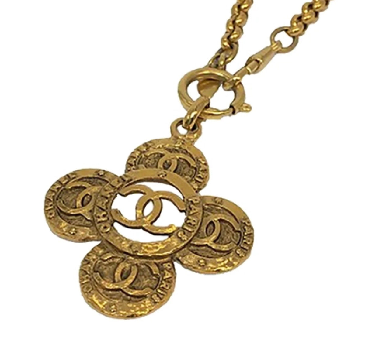 Large Clover — On Chain