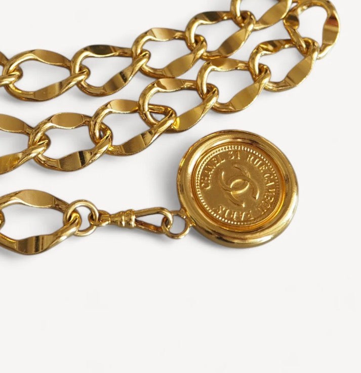 Medallion 2 Chain Belt