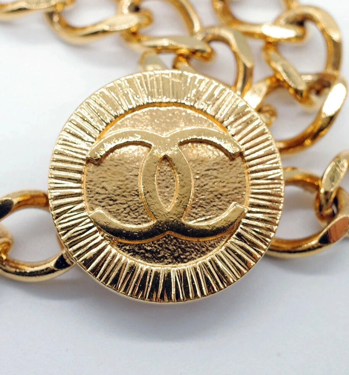 Three-Chain Emblem Belt