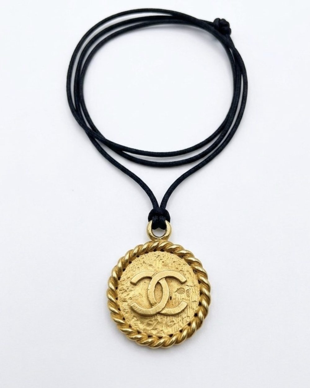 Rope Medallion on cord, product photo — Maison Dorée vintage charm necklace